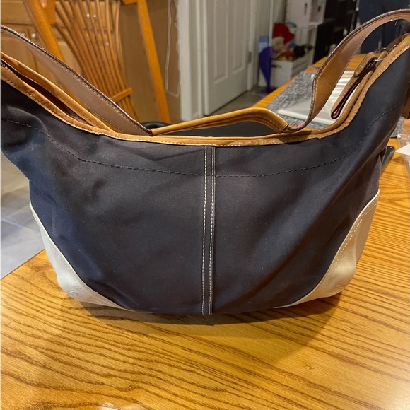 Vintage Coach Soho Hobo Shoulder Bag - Picture 3 of 12